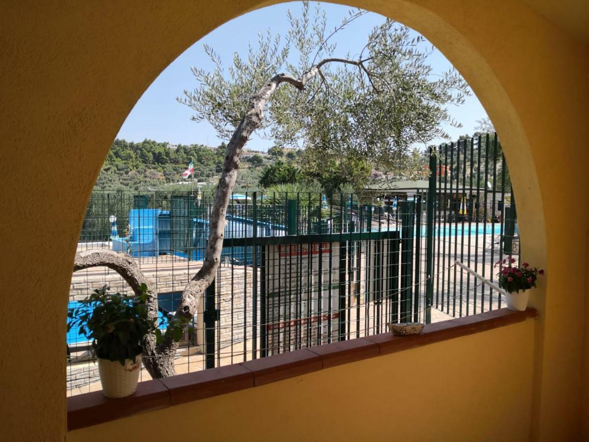 Villaggio Mare Blu В'єсте Екстер'єр фото