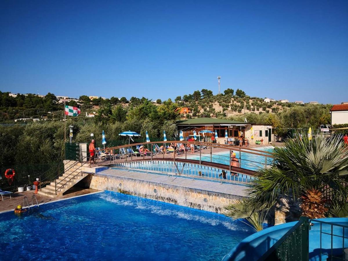 Villaggio Mare Blu В'єсте Екстер'єр фото